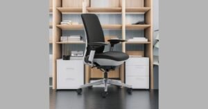Steelcase Amia Chair Review: My Take After Endless Hours