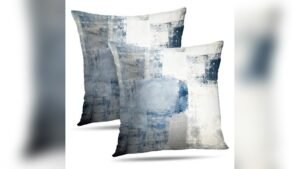 Best Color Throw Pillows for Gray Couch