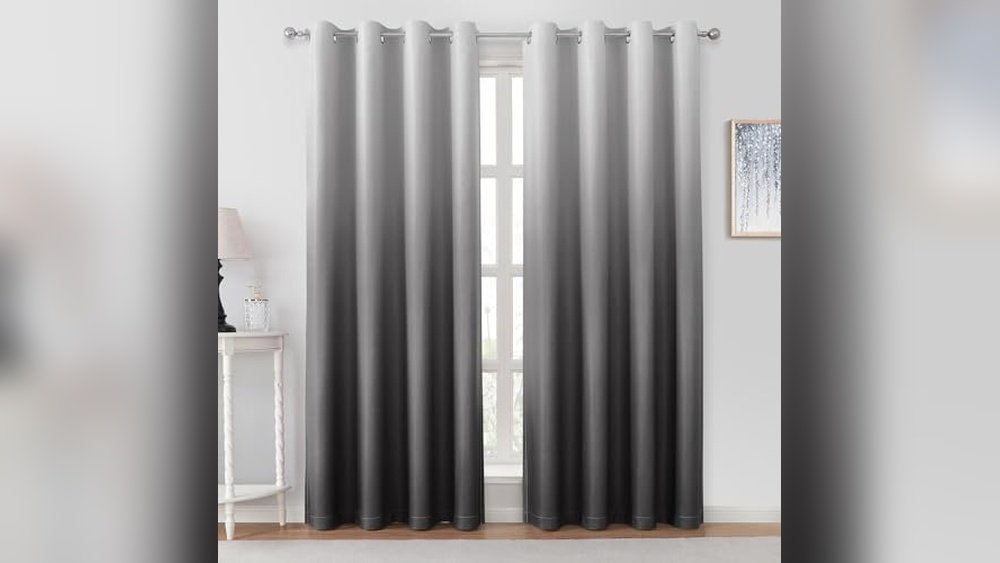 Best Curtain Colors for Gray Sofa