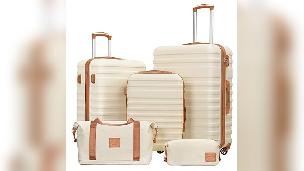 Best Matching Luggage Set for Couples
