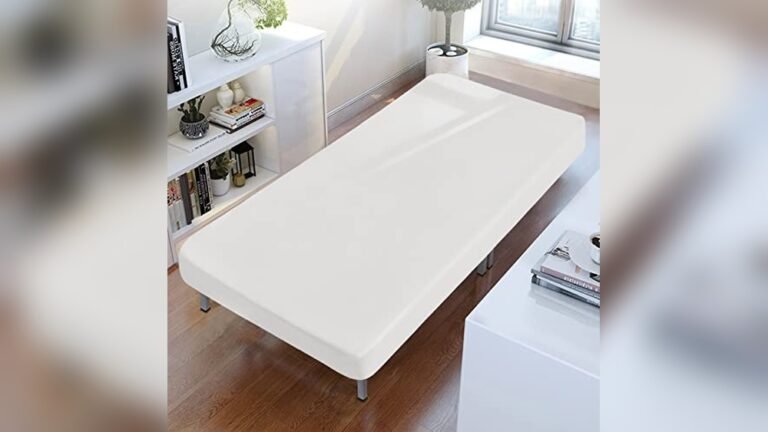 Best Sheets for a Cot Mattress