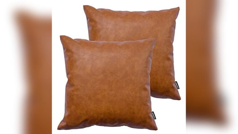 What Throw Pillows are Best for Leather Couch