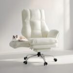 Best Office Chair for Cat Owners: Comfortable, Durable, and Pet-Friendly Seating