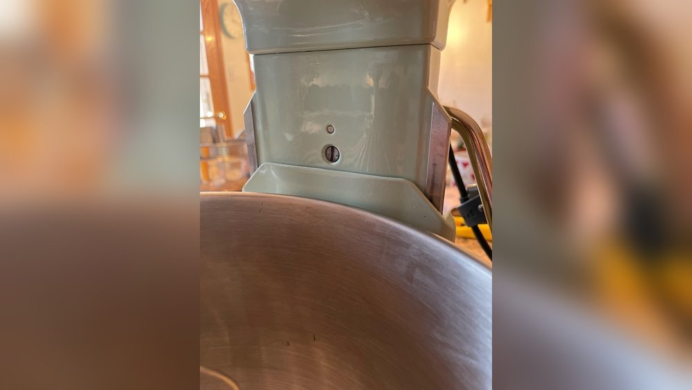 Kitchenaid Mixer Adjustment Screw Not Working