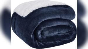 Best Blanket for Freezing Weather: Top Warmth and Comfort Picks