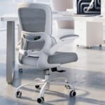 Best Chair for Crafting: Top Comfortable and Adjustable Seating Options