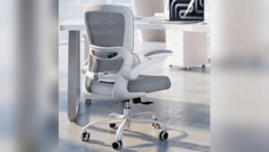 Best Chair for Crafting: Top Comfortable and Adjustable Seating Options