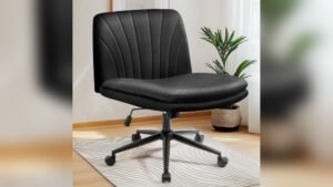 Best Chair for Nail Clients: Top Comfortable and Adjustable Salon Seats