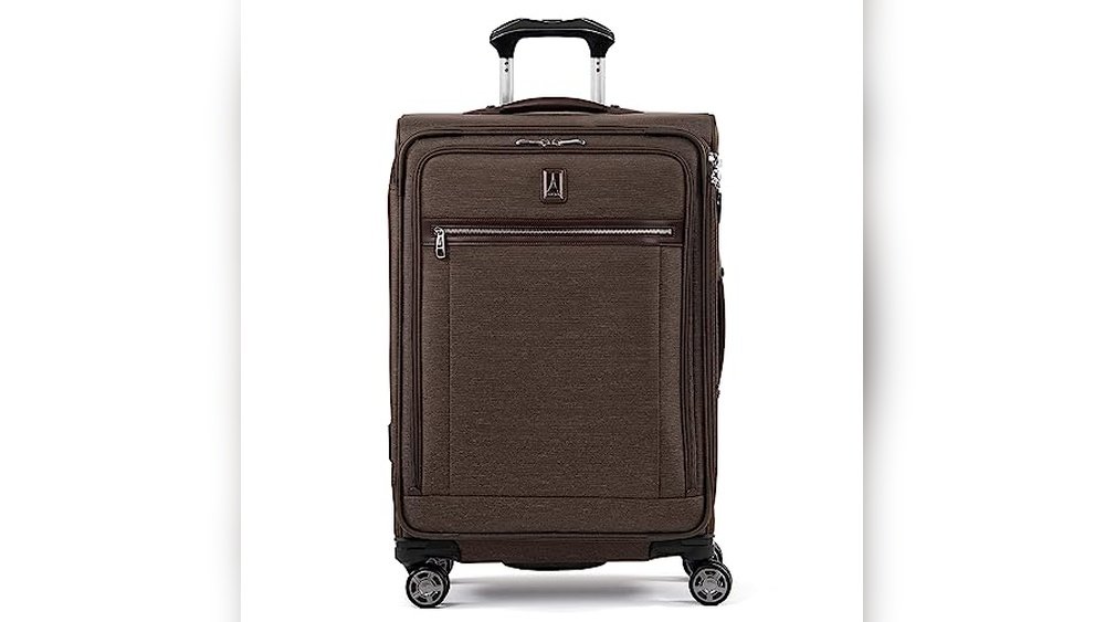 Best Checked Luggage for Frequent Flyers: Top Durable and Lightweight Picks