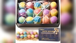 Best Essential Oil Blends for Bath Bombs to Enhance Relaxation and Glow