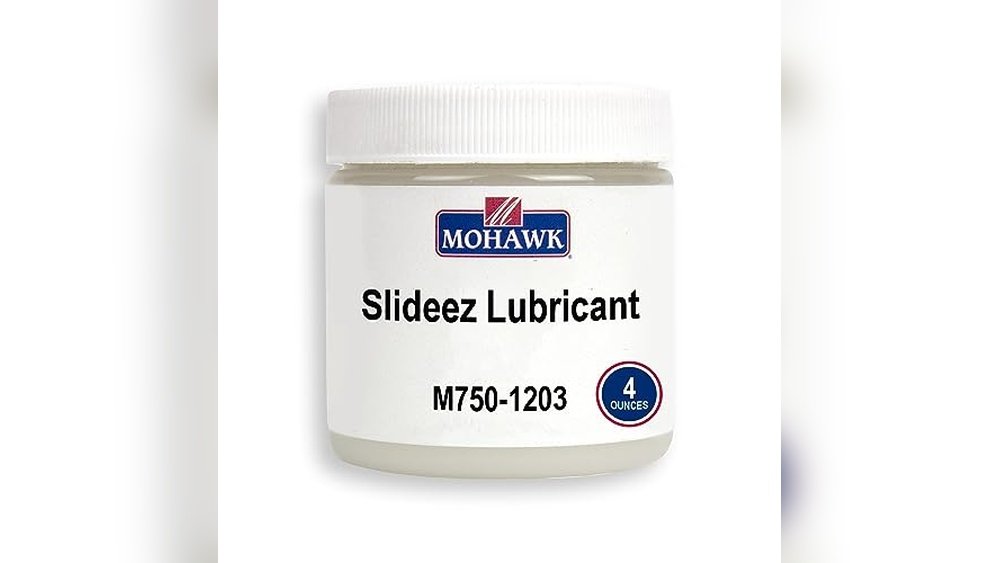 Best Lubricant for Squeaky Chair: Top Picks for Silent Comfort