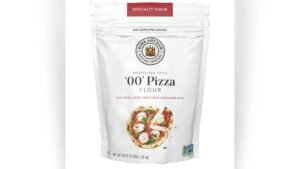 Best Pizza Dough for Brick Oven: Top Flour Picks for Perfect Crust