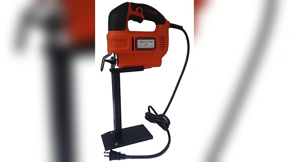 Best Saw for Cutting Up a Sofa: Top Tools for Easy Upholstery Removal