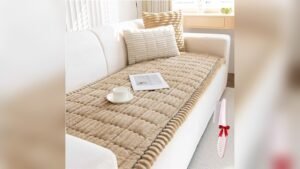 Best Sofa Protector for Cats: Ultimate Scratch and Hair Resistance Guide