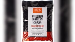 Best Type of Wood Pellets for Pizza Oven: Top Natural Blends Reviewed