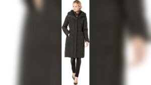 Best Women’s Coat for Freezing Temperatures: Top Warm Winter Picks