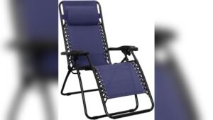 Best Chair for Reading Outside: Top Comfortable Outdoor Lounge Picks