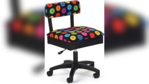 Best Chair for Sitting at Sewing Machine: Comfort Meets Crafting Efficiency