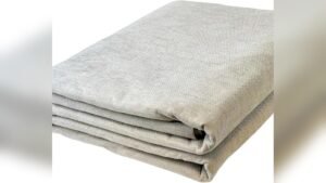 Best Fabric for Accent Chair: Soft, Durable Chenille Upholstery Choices
