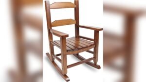 Best Paint for Wooden Rocking Chair: Durable, Safe, and Vibrant Choices