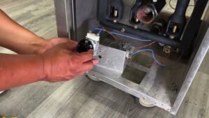 Deep Fryer Thermostat Not Working? Quick Fixes and Tips