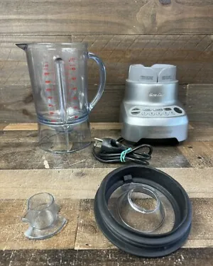 Unplugging a blender from the wall to reset the thermal overload protection.